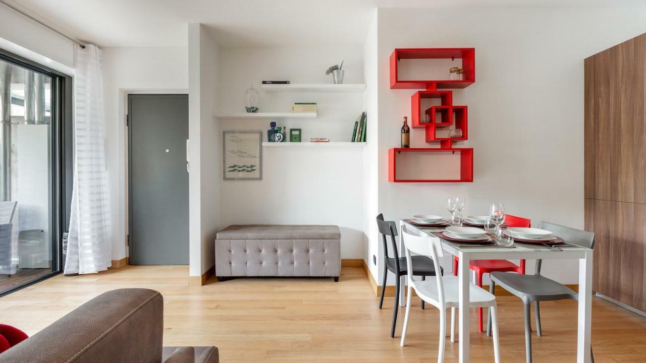 Italianway - Traiano 37 * Milano